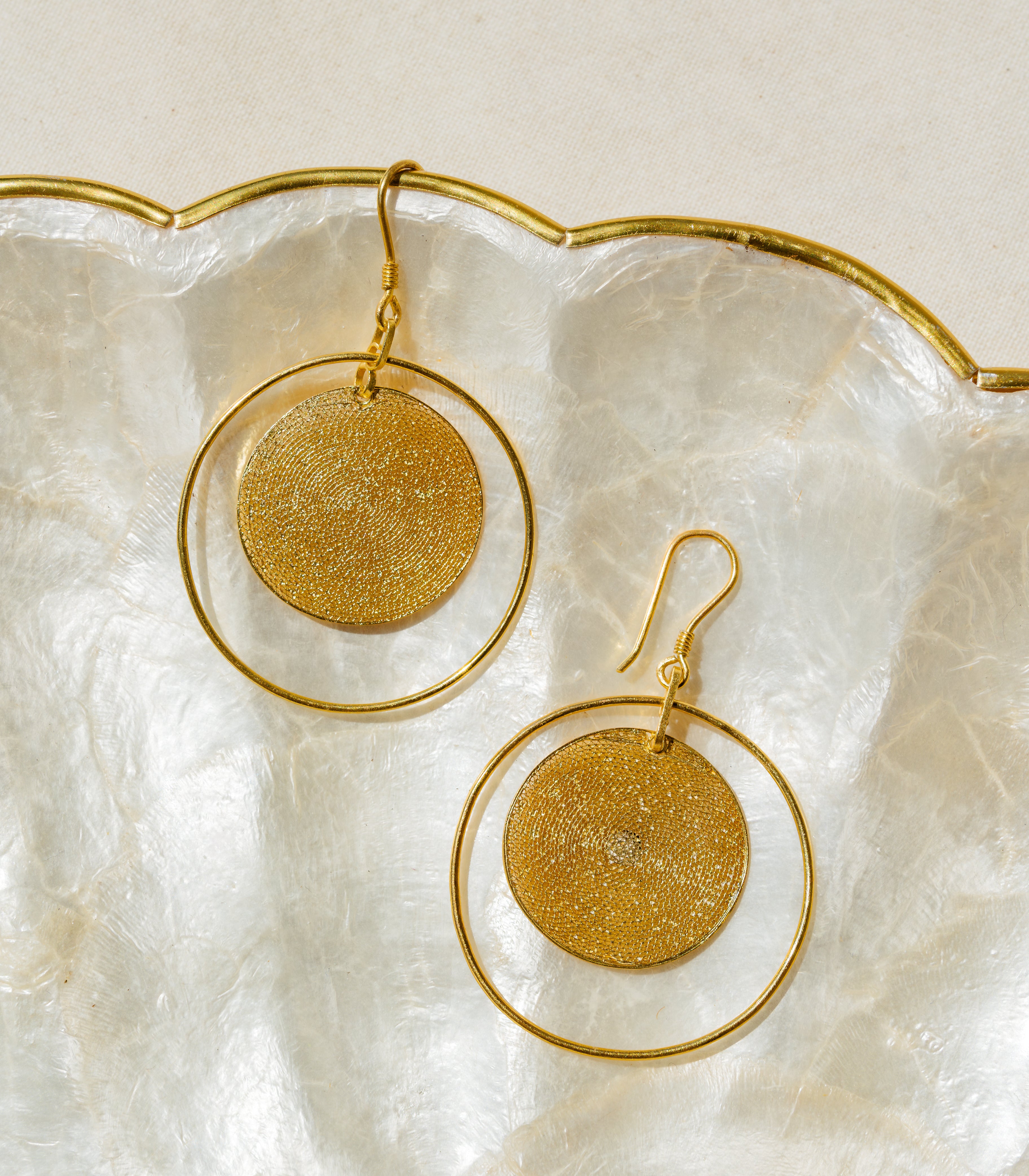 Dionne Gold Disc Hoops - AMAMI