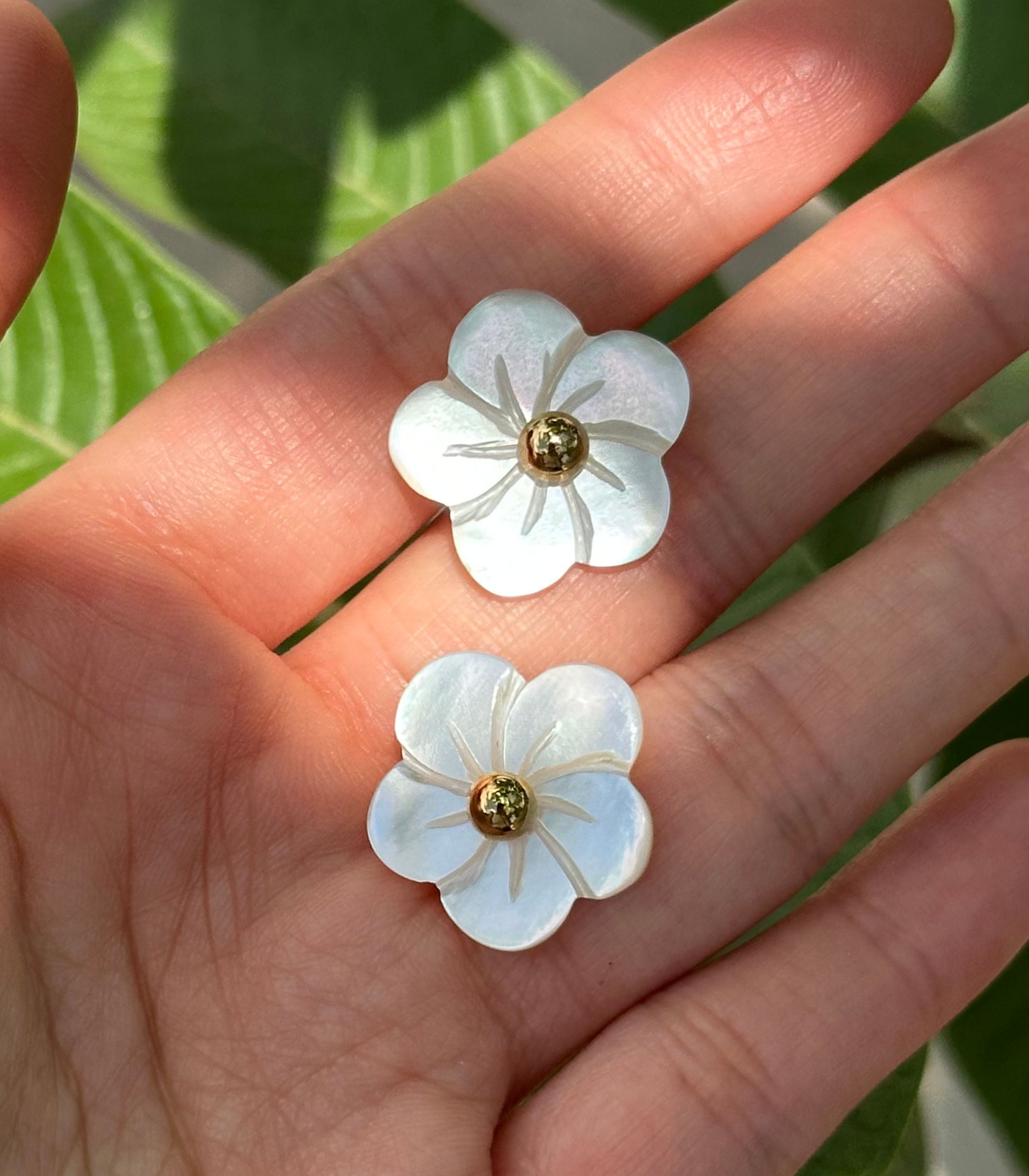 Chuchi Earrings in Mother of Pearl - Lily Jewelry