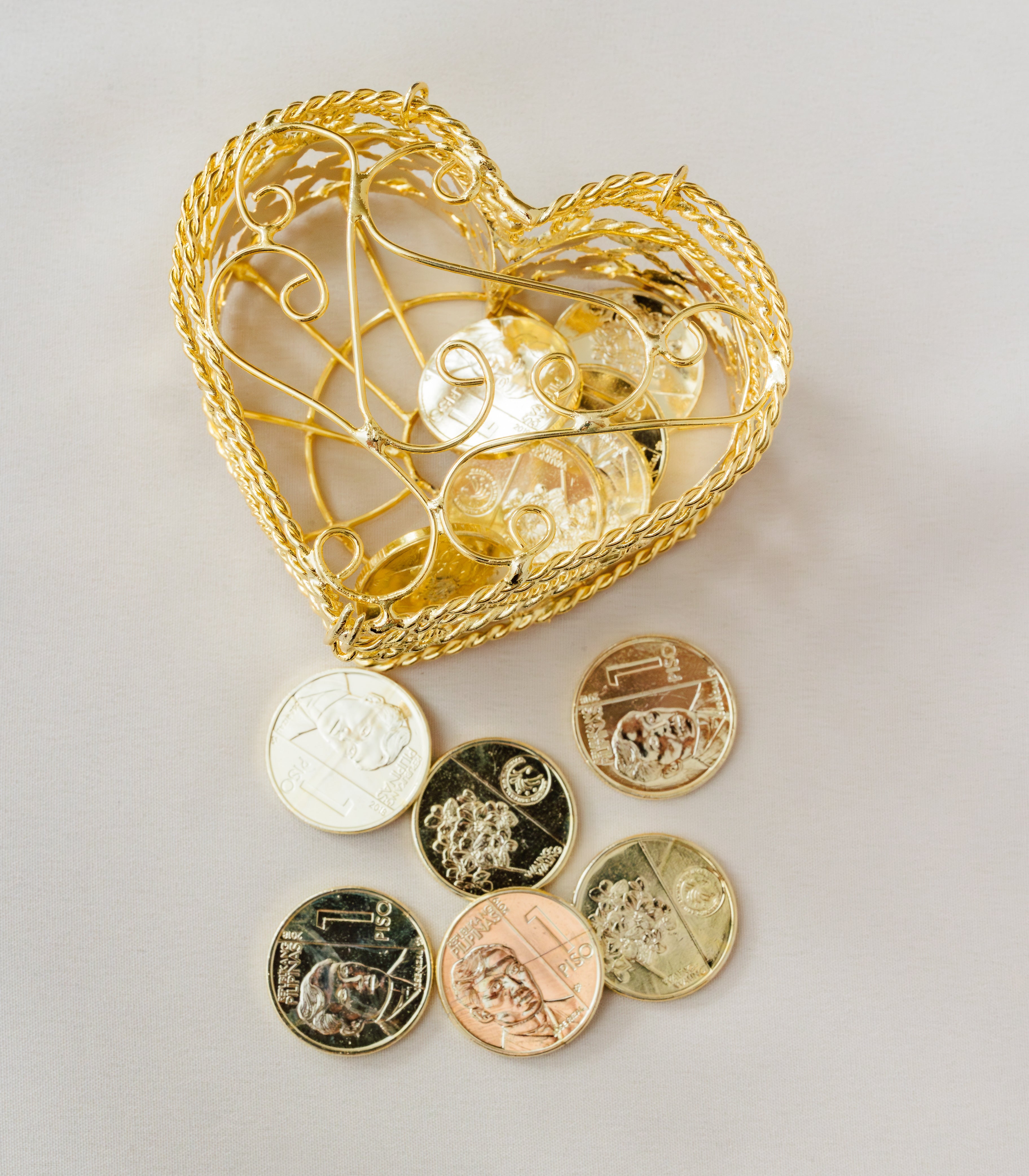 Mahal Kita Arras Wedding Unity Coins - Gold - Wedding Library